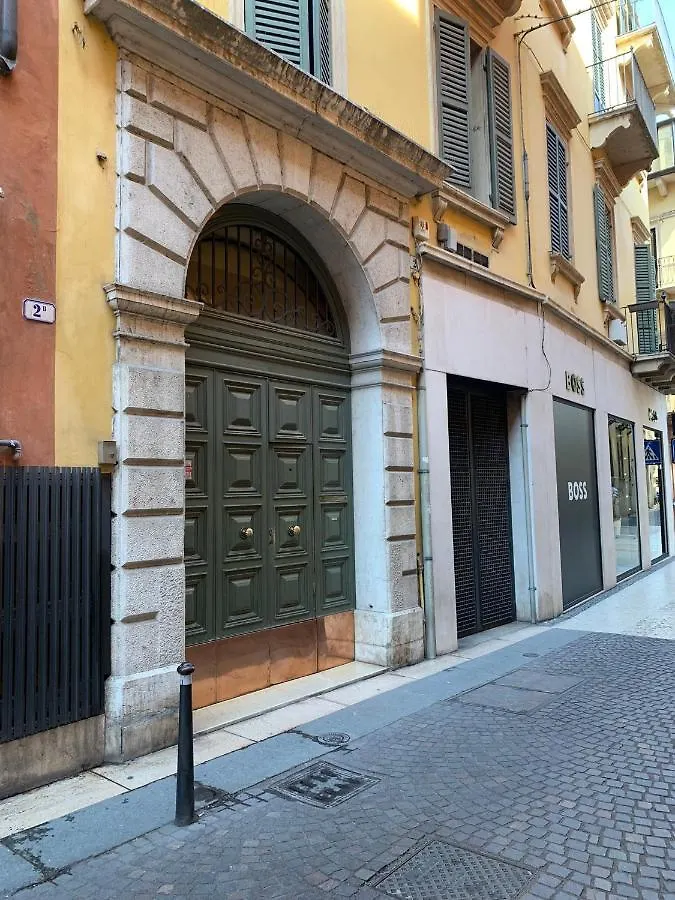 Mazzini Rooftop Parcheggio Free Vicino All'Arena Verona Apartment